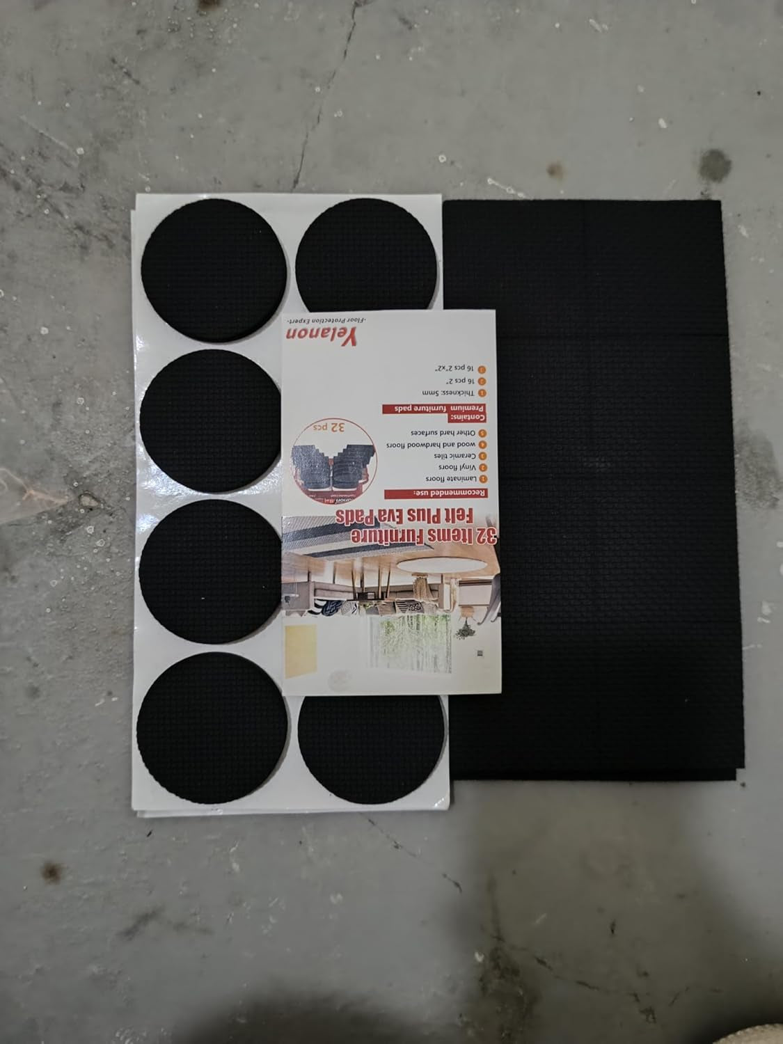 Felt Furniture Pads -32 Pcs Furniture Pads Hardwoods Floors Self Adhesive, Cuttable Felt Chair Pads, anti Scratch Floor Protectors for Furniture Feet Chair Legs, Furniture Felt Pads